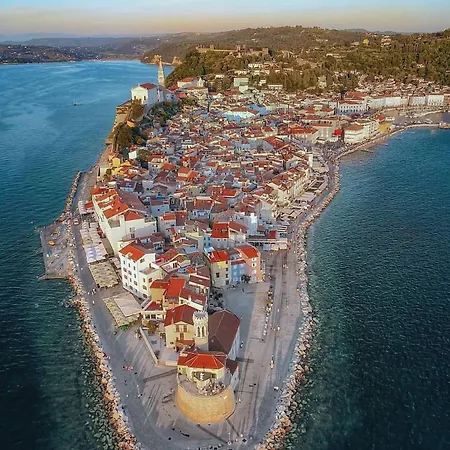 Studio Ema - Tartini Square Piran Exterior photo