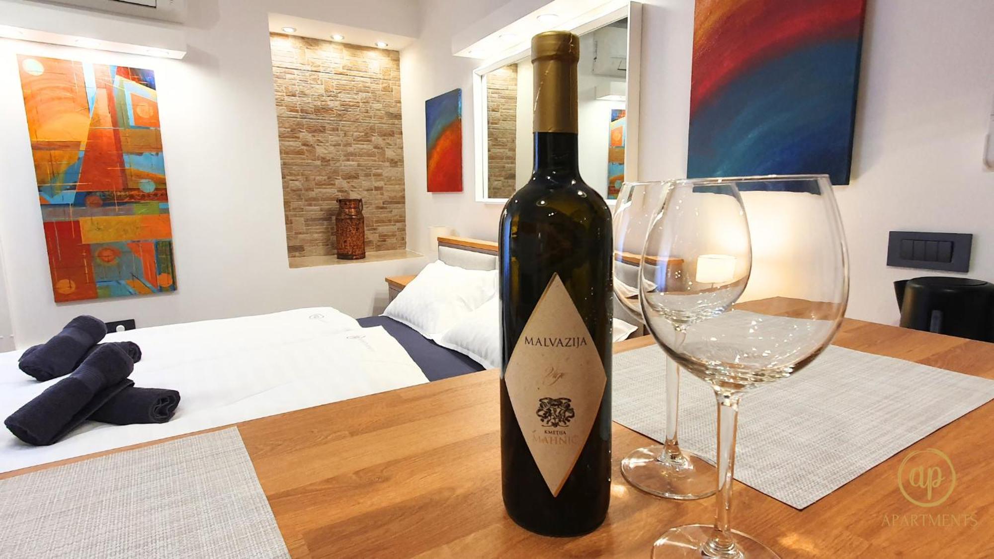 Ema - Tartini Square Apartment